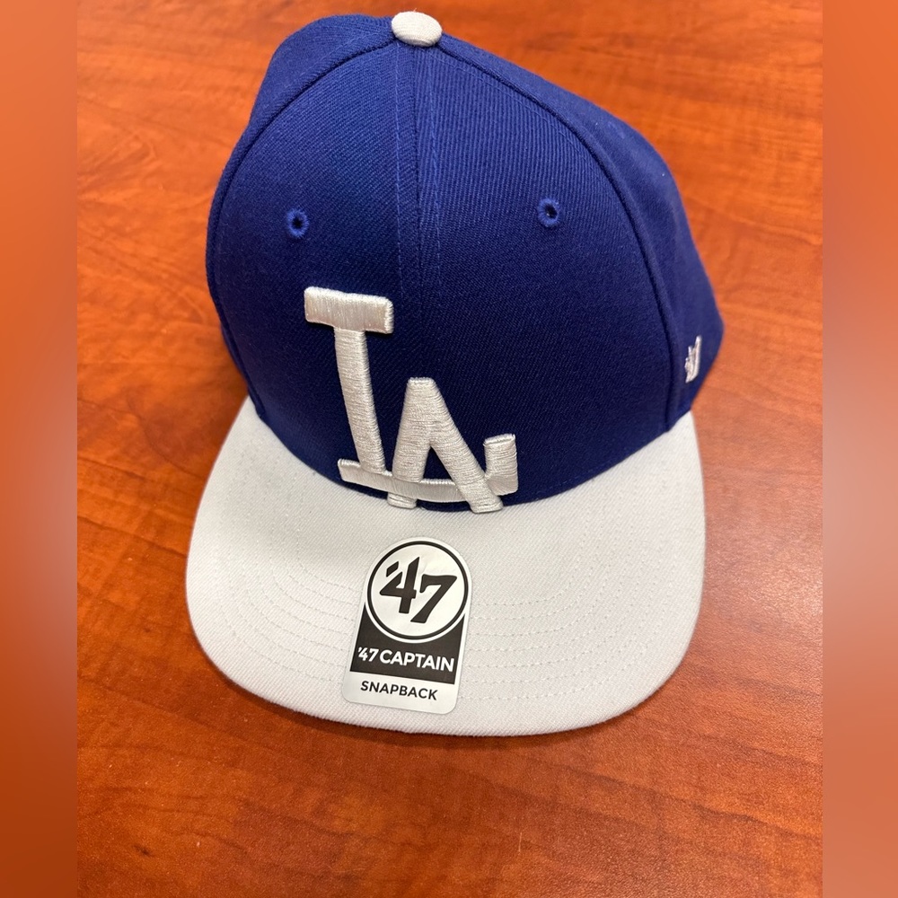 L.A. Dodgers Official MLB Baseball Cap ‘47 Captain Snap Back NWT
